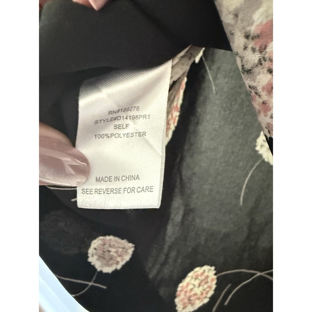 Daniel Rainn Women's XL Black/Pink Floral Chiffon V-Neck Roll Tab Blouse - Picture 4 of 7